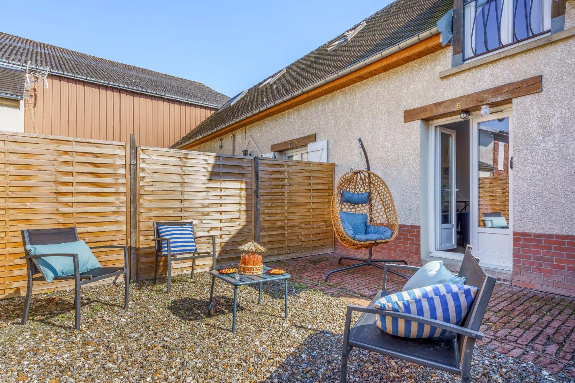 Maisonnette Bleu Horizon Avec Jardin - 2Min Gare - Serenito Homes Saint-Just-en-Chaussee Экстерьер фото